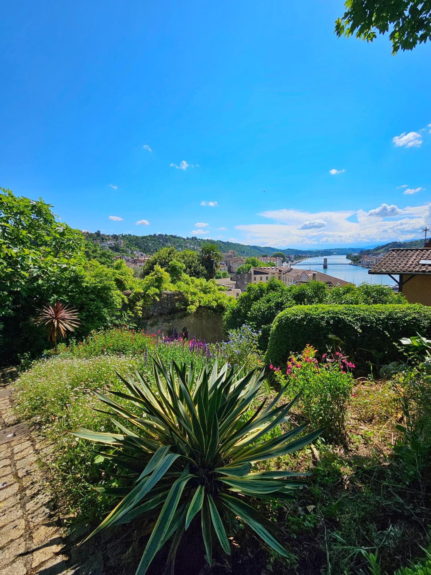 La Batie - Vue Imprenable - Amazing View - Parking Prive * Vienne (Isere)